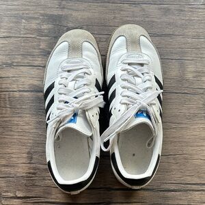Adidas Sambas